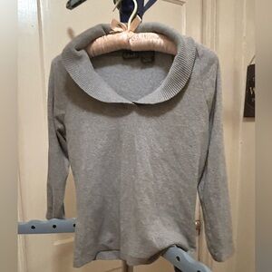 Feminine ladies sweater